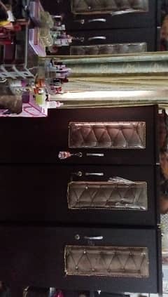 Full Complete Bedroom Furniture with three piece cupboard and Dreesing 0