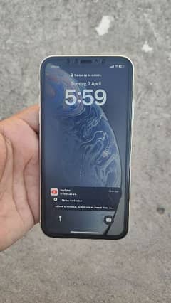 IPHONE XR 64GB NON PTA 64 GB WITH HANDSFREE 0