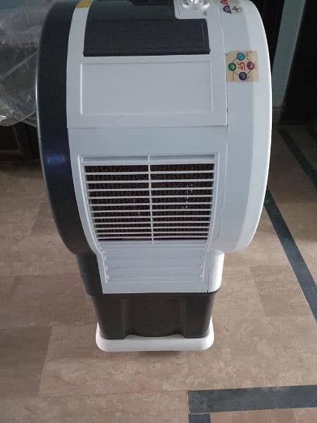 Pak younus Air Cooler with 2 ice pad 5