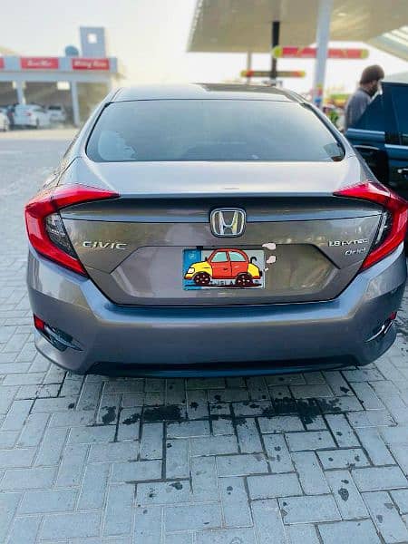 Honda civic 2019 UG full option 2