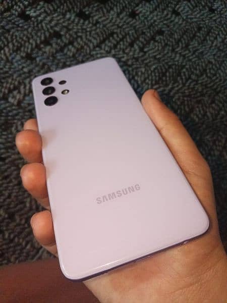 Samsung A32 10 by 10 condition all OK daba charger available 2