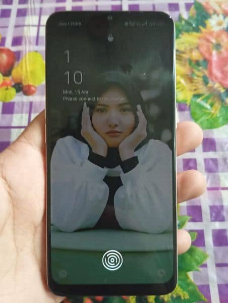 Oppo F17 with original Box and Charger 1