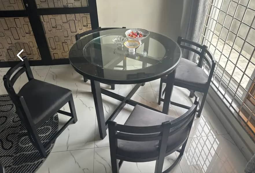 4 chair round dining table 1