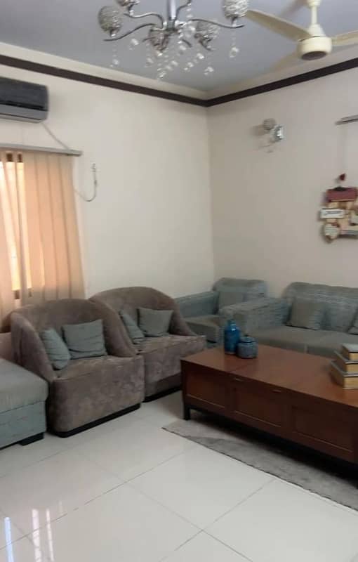 300 Sq Yds Portion 3 BED With Roof Terrace Near To PIA CRICKET ACADEMY 11