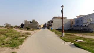 10 Marla Residential Plot For Sale In Lake City - Sector M-3 Extension 1 Lahore 0