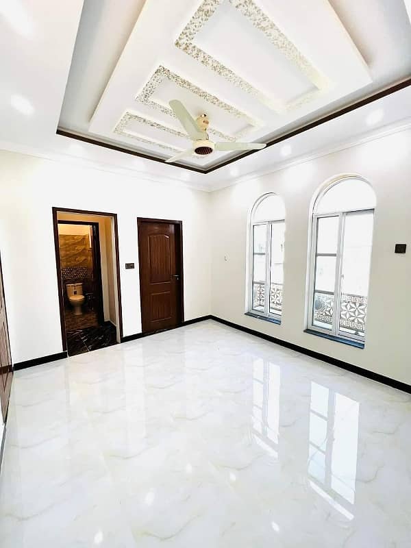 5 Marla Luxury House In Lahore 8