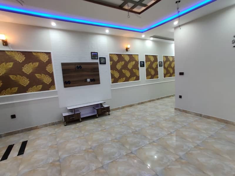 House In Nawab Town - Block A For rent 8