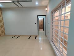 Stunning Upper Portion Is Available For Rent In Nawab Town - Block D