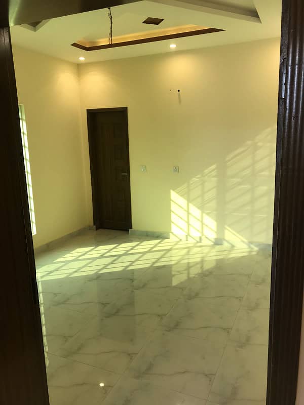 5 MARLA BEAUTIFUL BRAND NEW LOWER PORTION FOR RENT IN NAWAB TOWN 1