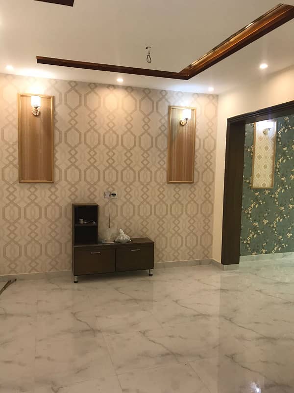5 MARLA BEAUTIFUL BRAND NEW LOWER PORTION FOR RENT IN NAWAB TOWN 5