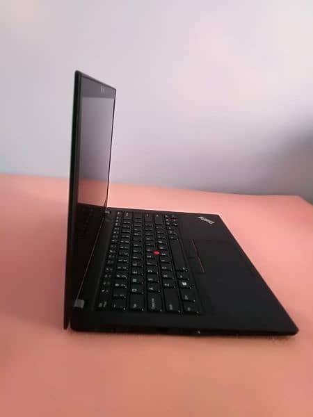 Lenovo ThinkPad T460S i5 6th generation 8gb ram 256gb ssd 1