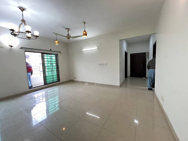 Facing Park 03-Bedroom Apartment available for Rent in Askari-11, Lahore 4