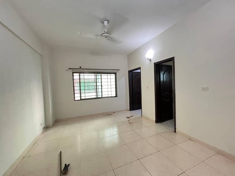 Facing Park 03-Bedroom Apartment available for Rent in Askari-11, Lahore 10