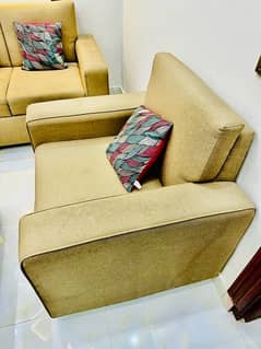 Sofa set for Sale with Centre table 0
