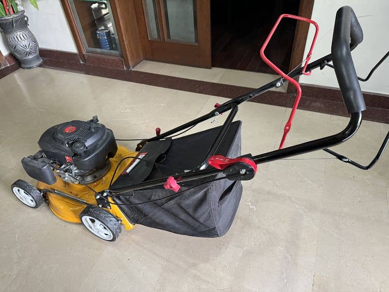 SOLO German - lawn mower new just unpacked brand new 2