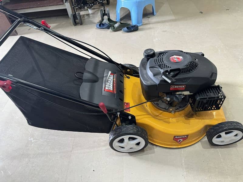 SOLO German - lawn mower new just unpacked brand new 3
