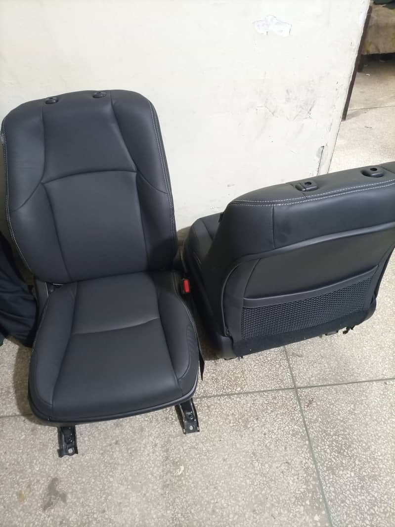 Toyota prado | Tx | Tz car poshish seat covers in japanese Leather, 3