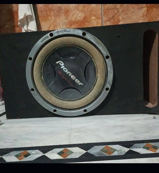 complete sound system poiner Bowfar and Rookmarks AM new Box wearing 10