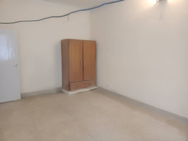 LOWER PORTION FOR RENT IN JOHAR TOWN 9