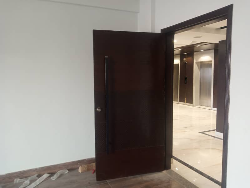 Brand New Office Available For Rent At Main Bahadurabad 12