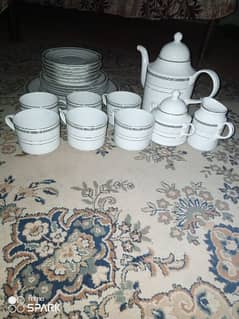 Tea set.