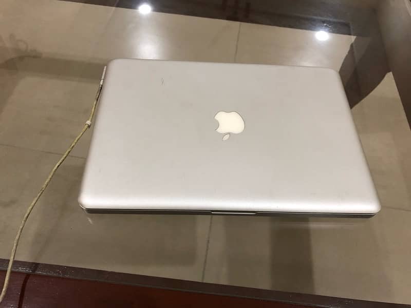 MacBook Pro 2011 ( i 7 ) 8