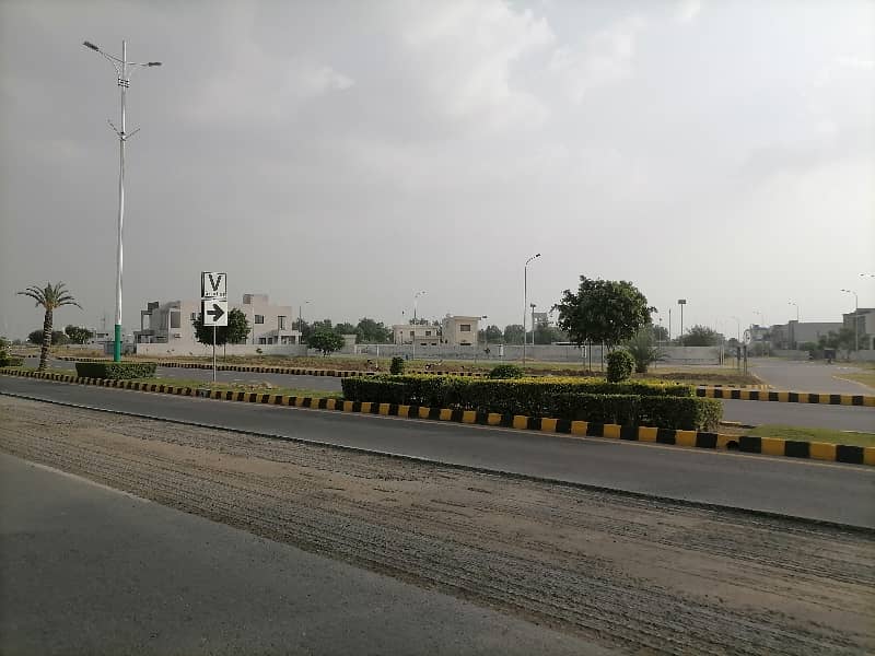 Beautiful 5 Marla Possession Plot in Phase 8 DHA Lahore just Rs. 8700000 6