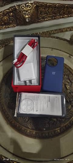 OnePlus 11 R 5G 16+4/512 with box and charger 0