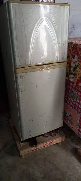dawlance fridge for sale 2