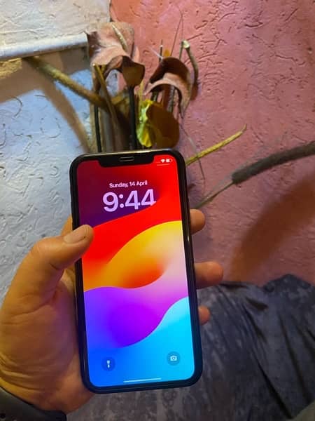 iPhone XR for sale 4