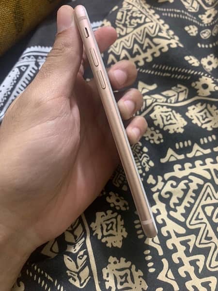 iPhone 8 | 64Gb | Pta Approved 3
