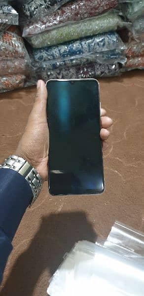 I am selling my mobile vivo s1 pro 1