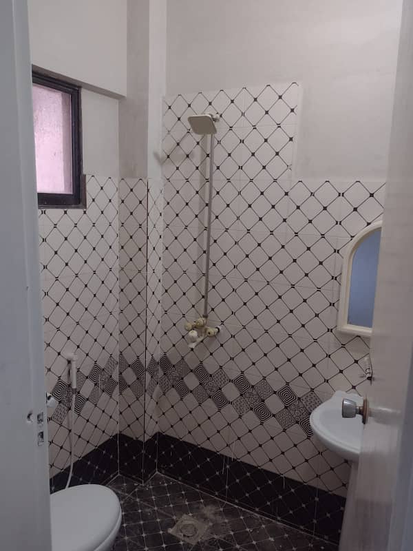 DHA phase 6 small shahbaz 2 bedroom apartment for rent. 4