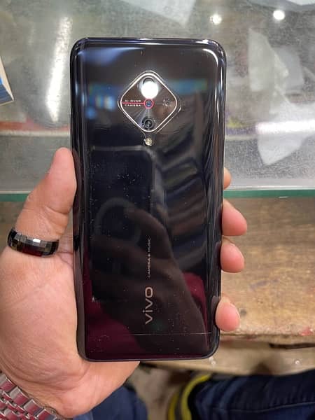 Vivo S1 pro 8/128 0