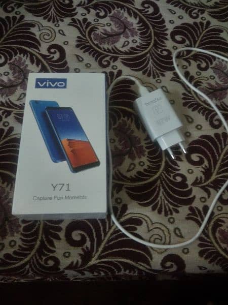 Vivo y71 6+128new mobile 6