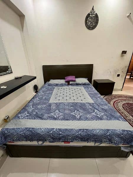 Bed Set Queen Size with Side Tables 5