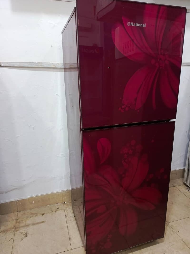 NAtional fridge medium sizee (0306=4462/443) lovely Sett 0