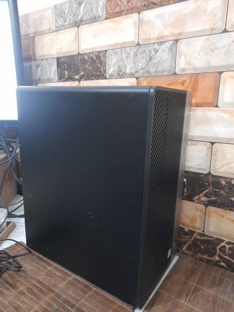 Computer Core i7 6th Gen 24GB RAM (CUP with Power Cables) 10/10 5