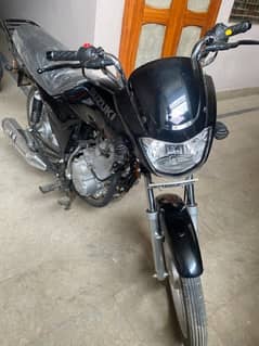 Suzuki 110 Motorcycle - Black 0