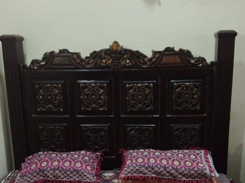 Solid wood bed/dressing/side tables       Whatsapp 03194106523 7