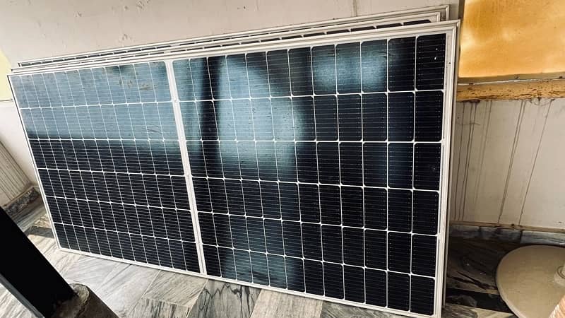 Cheap 4 solar panels for sale (read the add first) 0