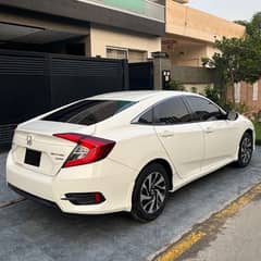 Honda Civic Oriel Cvt with Sunroof and Navigation 2017