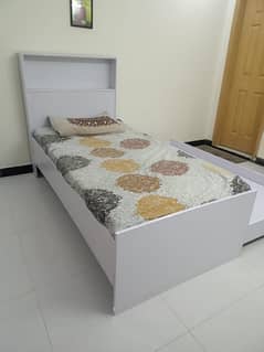 single bed with trundle bed 0