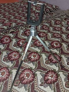 Steel Tripod Stand Unbreakable With Free Mobile Holder