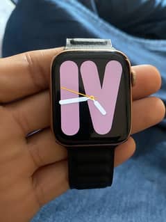 Apple watch series 5 44mm lush condition 0