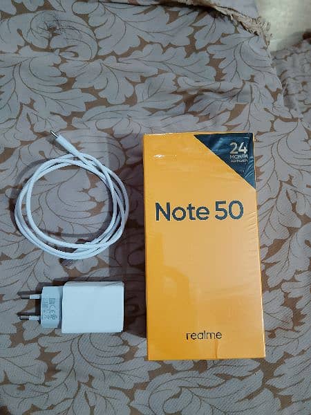 Realme note 50 4/64 box pack 2