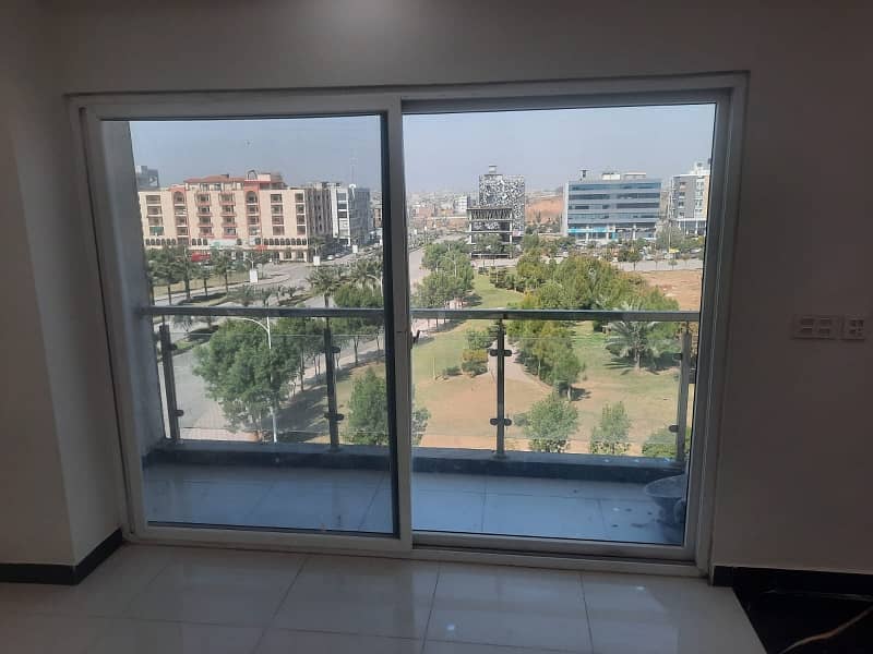Brand New Office Available For Rent
Beautiful Ambience
Lift Installed 11