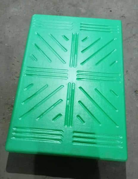 plastic and wooden pallets 1