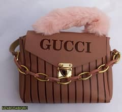 Important branded Gucci bag for women, s Rexine printed