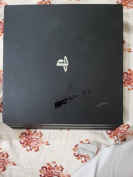 ps4 pro 1tb with 2 orignal controllers 1
